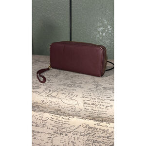 Women's Unbranded Burgundy One Size Wallet with Gold Hardware